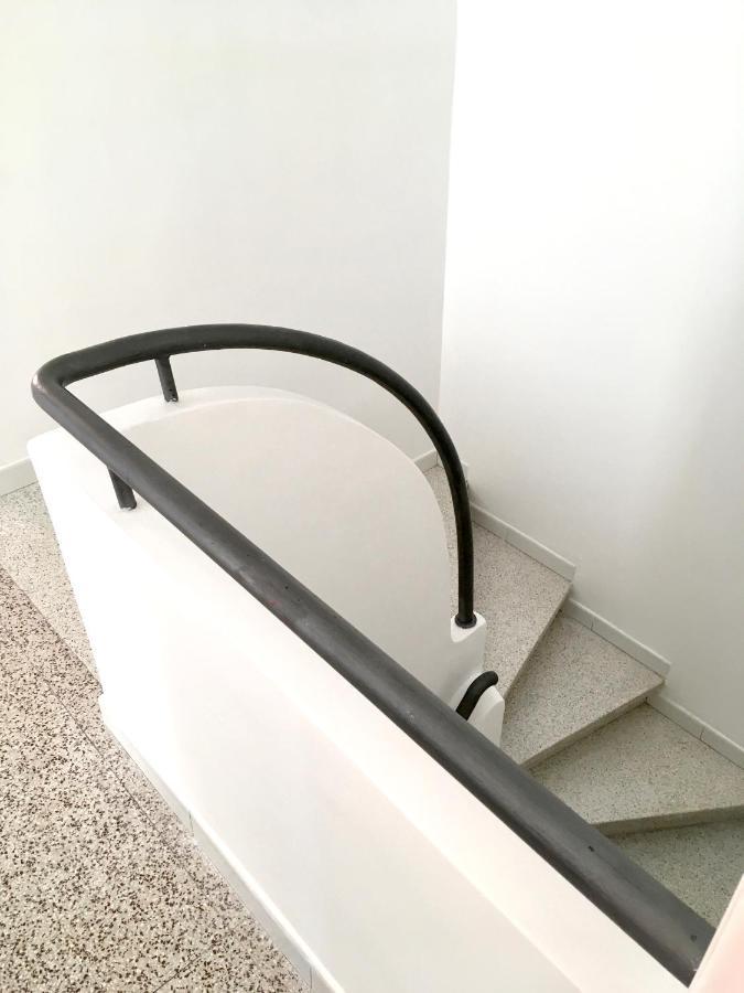 Dans une maison, appartement indépendant et jardin Perpignan Extérieur photo
