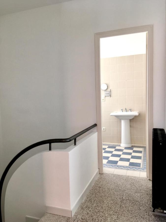 Dans une maison, appartement indépendant et jardin Perpignan Extérieur photo