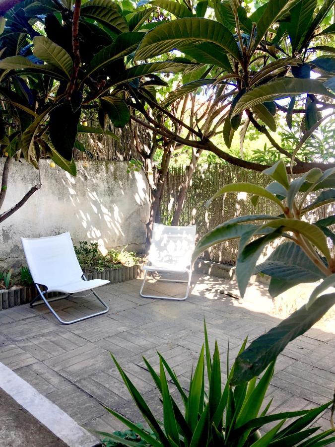 Dans une maison, appartement indépendant et jardin Perpignan Extérieur photo