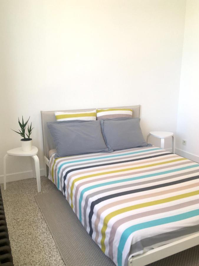 Dans une maison, appartement indépendant et jardin Perpignan Extérieur photo