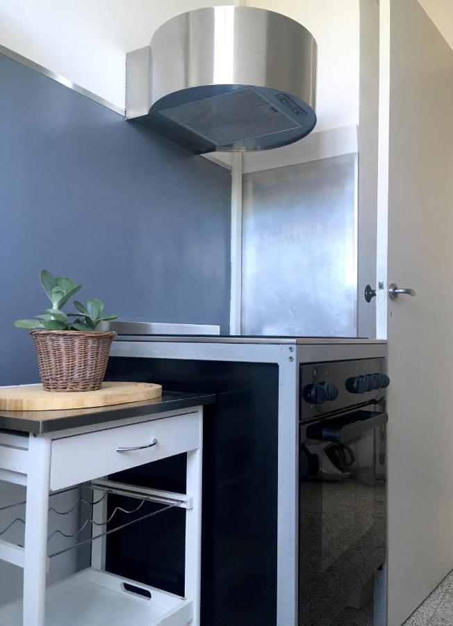 Dans une maison, appartement indépendant et jardin Perpignan Extérieur photo